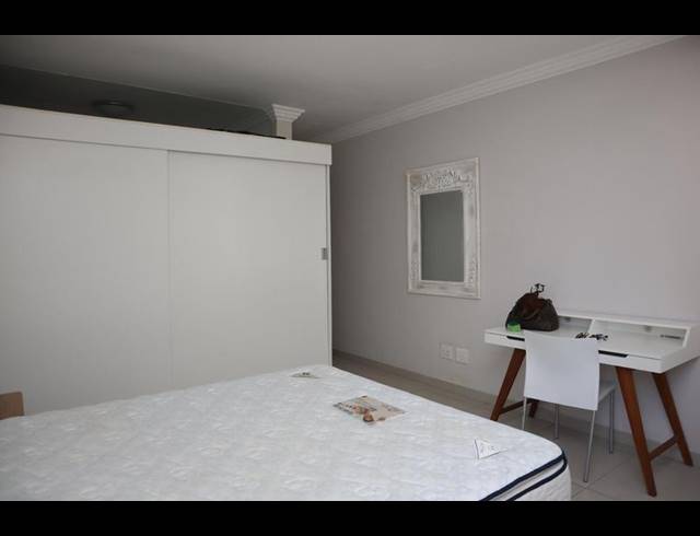 1 BEDROOM PROPERTY TO RENT IN GREEN POINT